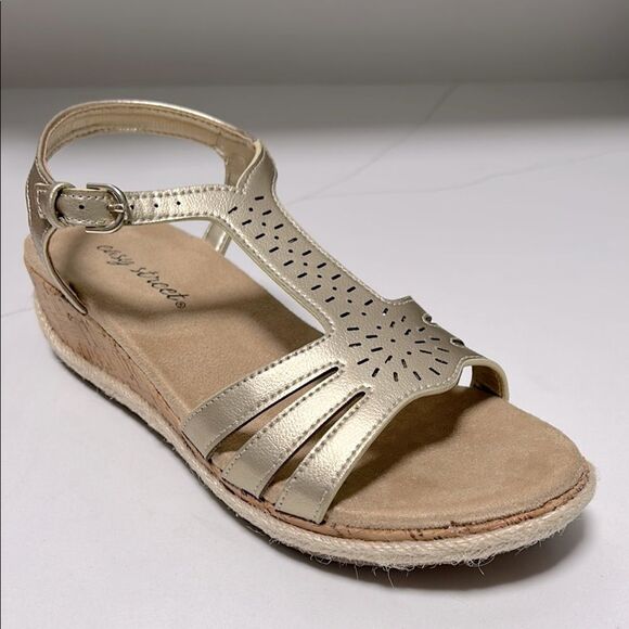 Easy Street Women's Gold Wedge Sandals - Picture 1 of 8